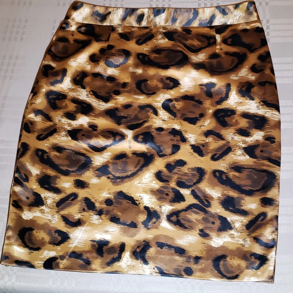 DStudio Leopard Print Pencil Skirt (0322) - Picture 1 of 5